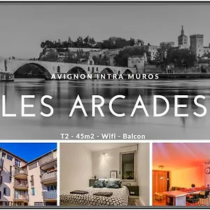 https://modern-appartment-intra-muros-of-avignon-balcony-45m2.fr-provencehotel.com