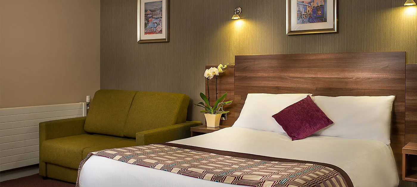 Leonardo Hotel Galway 4*,